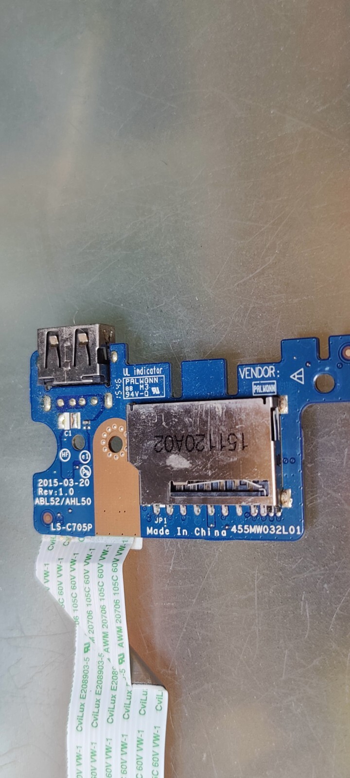 HP 15-AY 250 G4 255 G4 15-AC 15-AR USB SD CARD LS-C705P