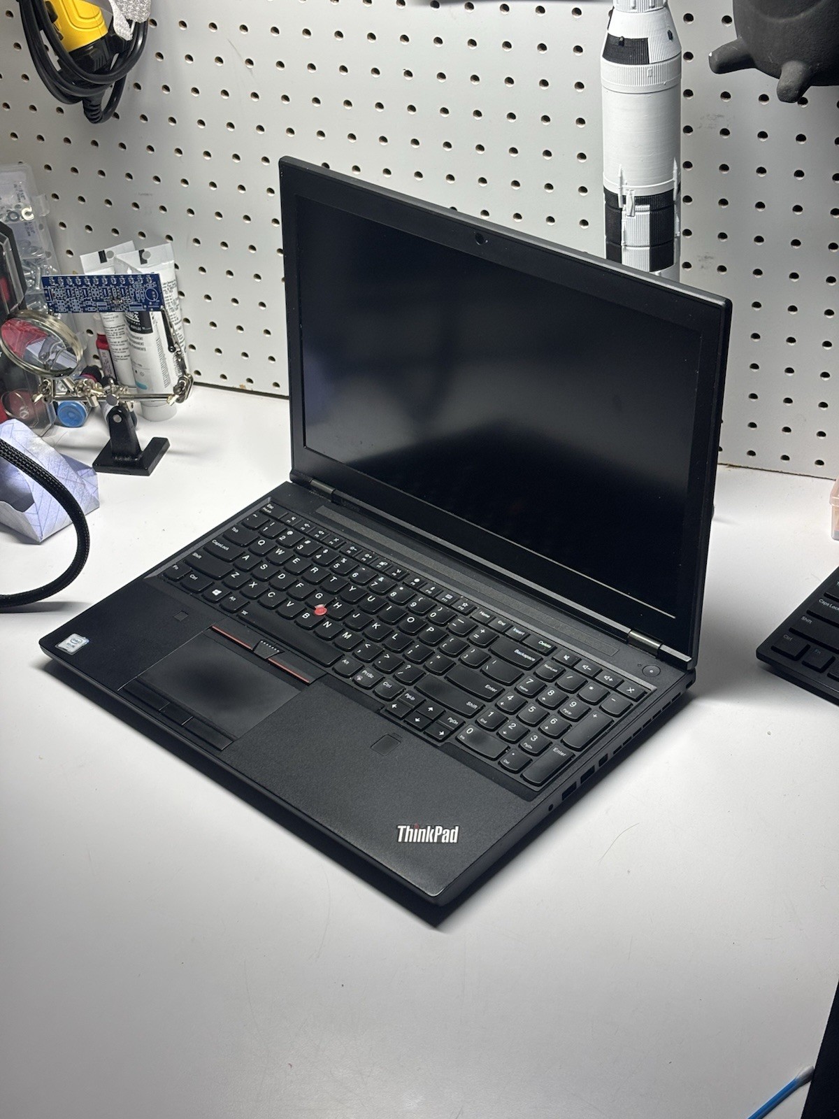 Lenovo ThinkPad e3-1505 v5 P50 (16GB RAM, 477GB SSD) 2.80GHz Laptop