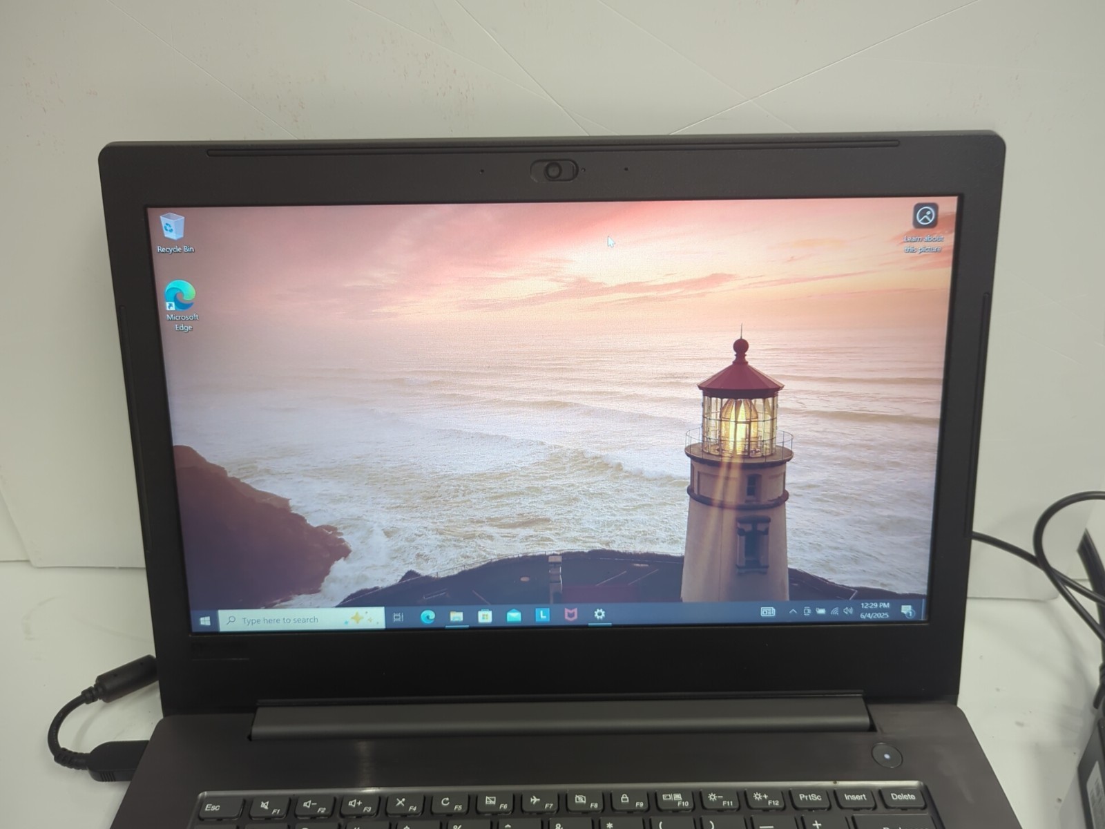 Lenovo V330-14ARR 14″ LAPTOP AMD Ryzen 5 2500U/12GB RAM/256GB SSD/Win10(*READ) –