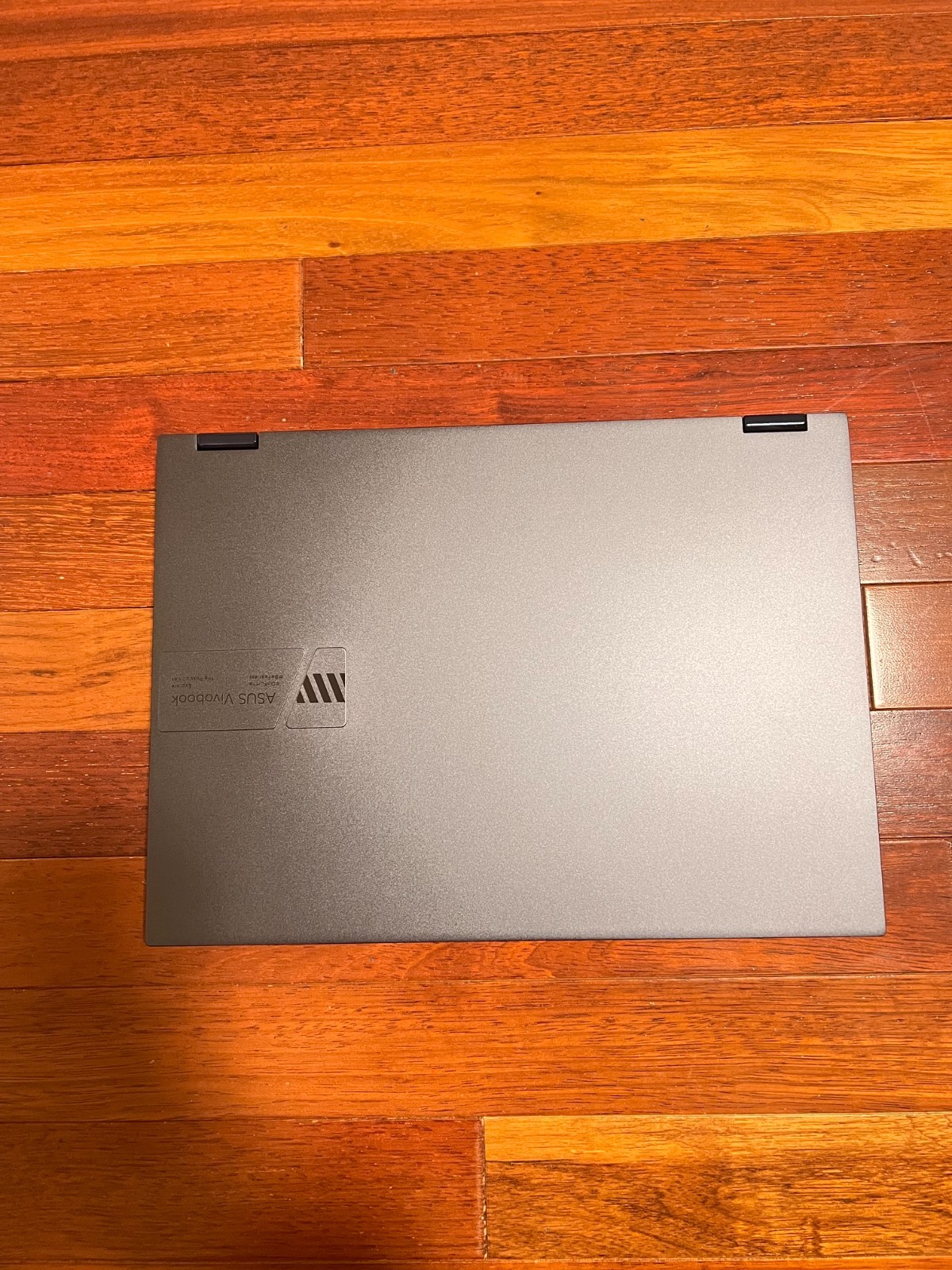 ASUS Vivobook S 14 Flip TN3402 14″ WUXGA AMD Ryzen 5 5600H 24GB RAM 1TB SSD W11H