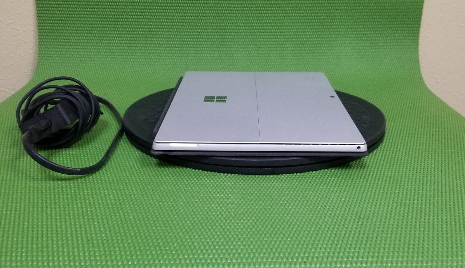 Surface Pro 7 i5-1035G4 8GB 1.1GHz 128GB SSD NO HDD/OS