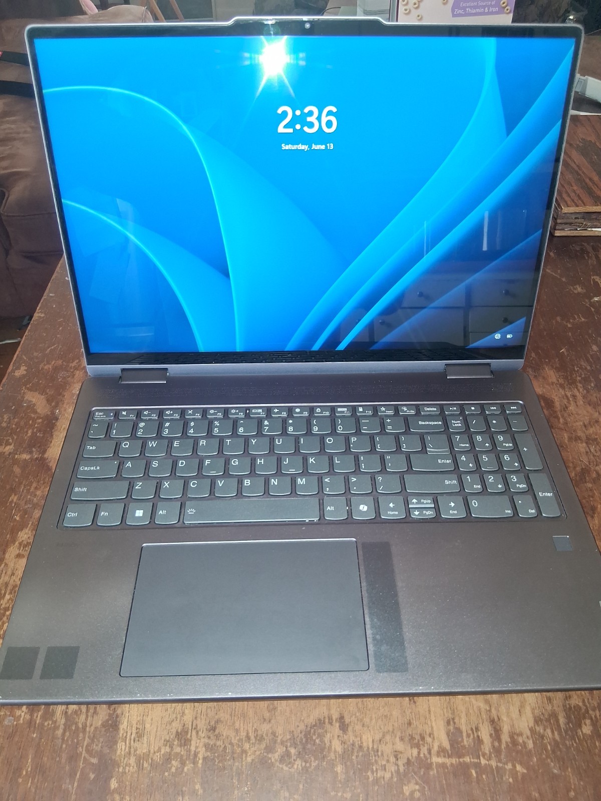 Lenovo Yoga 7 2-in-1 16IML9 16″ 16GB 512GB HD (1.3GHz Intel Core 5) Laptop, Gray