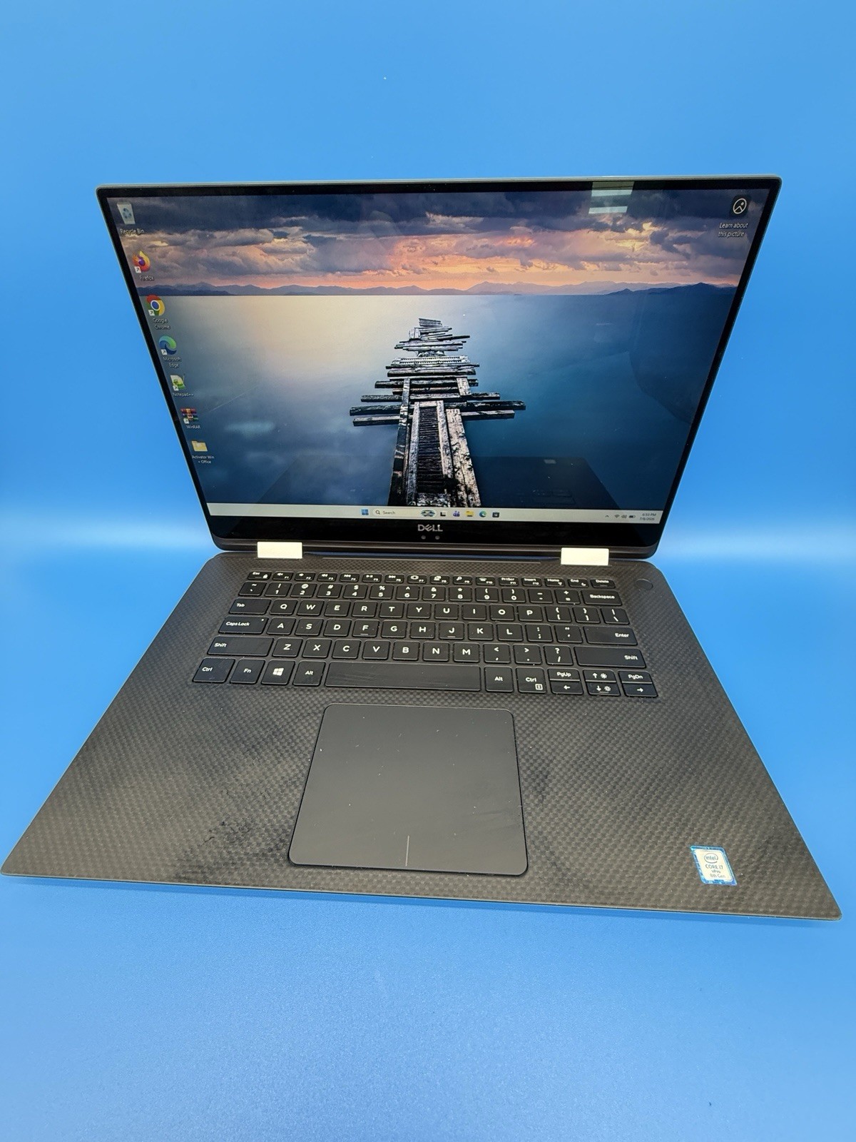 Dell XPS 15 9575 i7-8706G 16GB RAM 256GB SSD RX Vega 4GB GPU FHD Touch Win 11