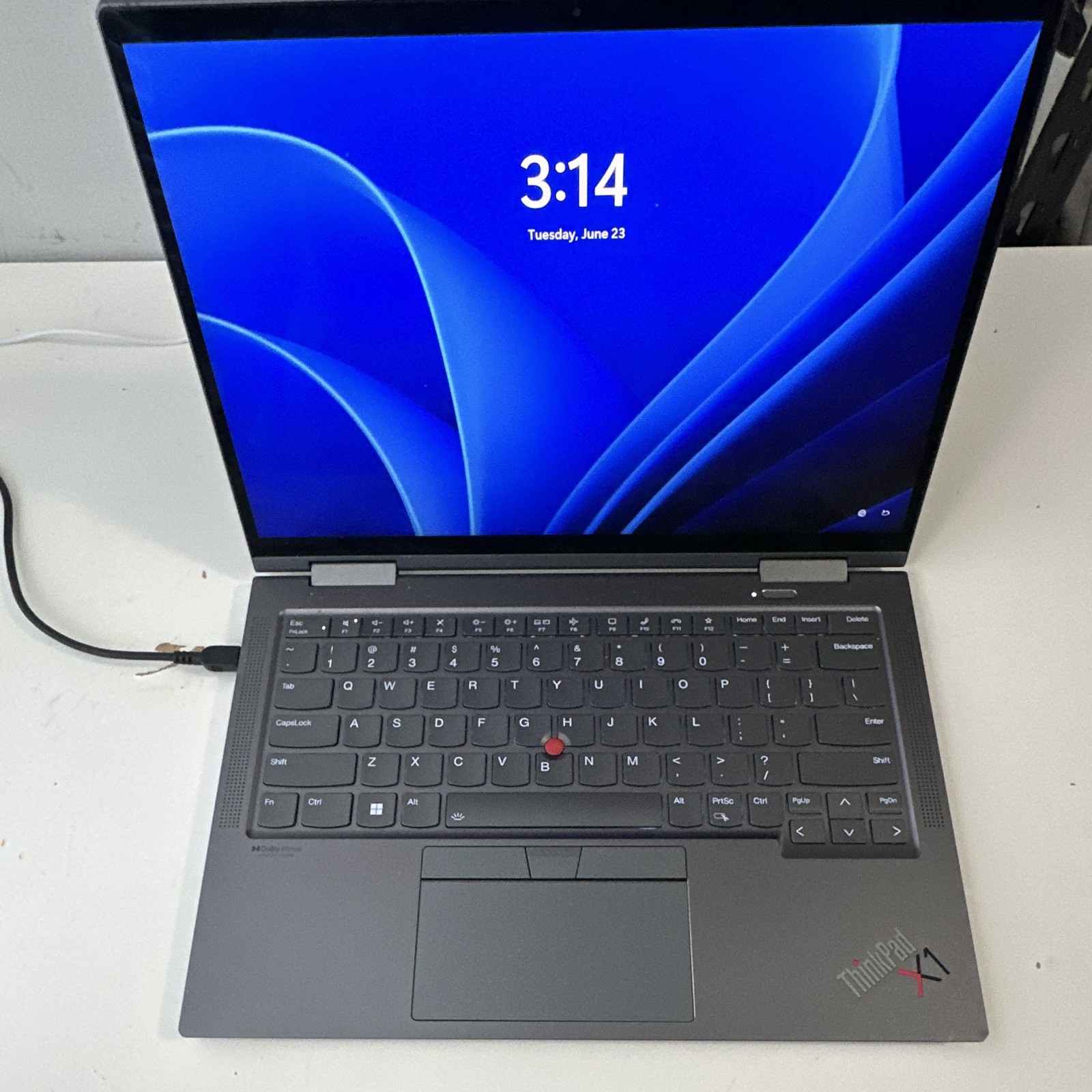 Lenovo ThinkPad X1 Yoga 14 in 2-in-1 Convertible Laptop Intel Core i5 Win 11