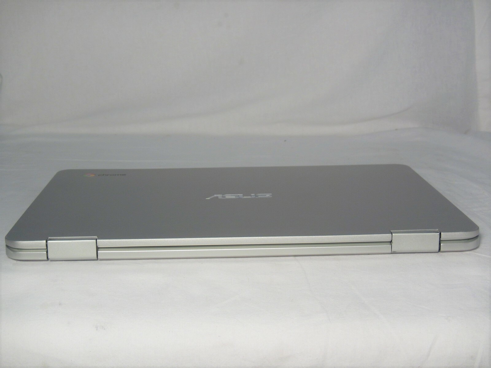 Asus Chromebook C302C Flip 12.5″ TouchScreen m3-6y30 0.9Ghz 8GB 32GB Wi-Fi BT