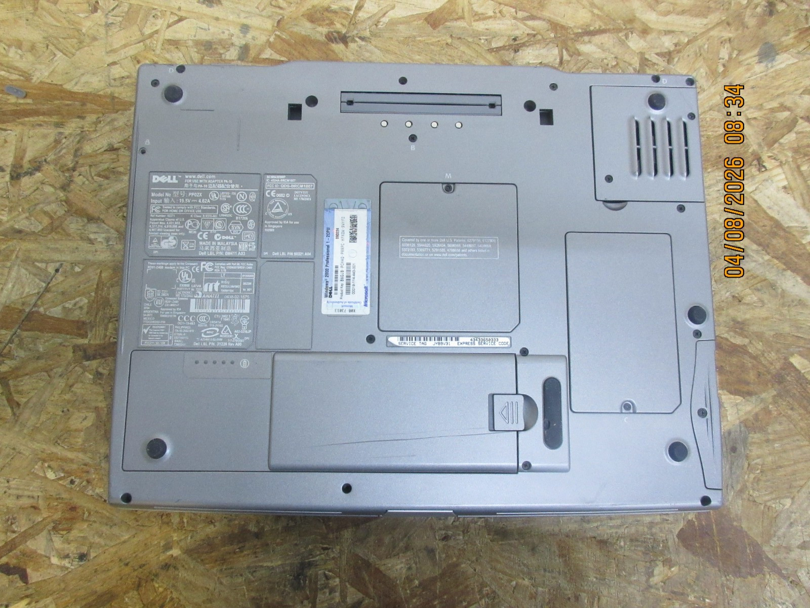 Dell Latitude D800 Vintage Laptop @ 1.60GHz Pentium M 512MB RAM NO SSD/HDD.
