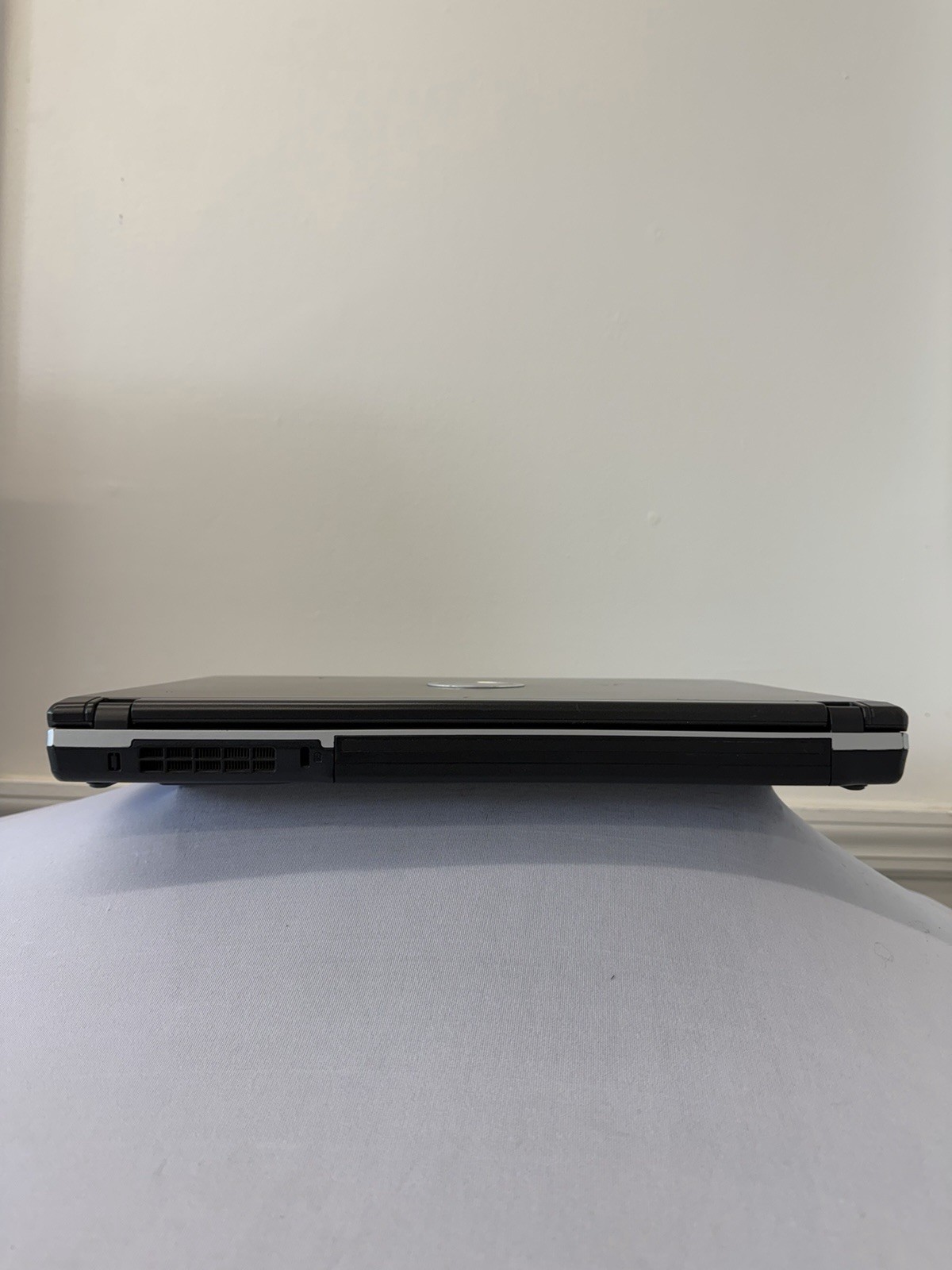 Nobilis MS-163K Laptop – Screen Yellowing -Intel Pentium T4300 – Read Des