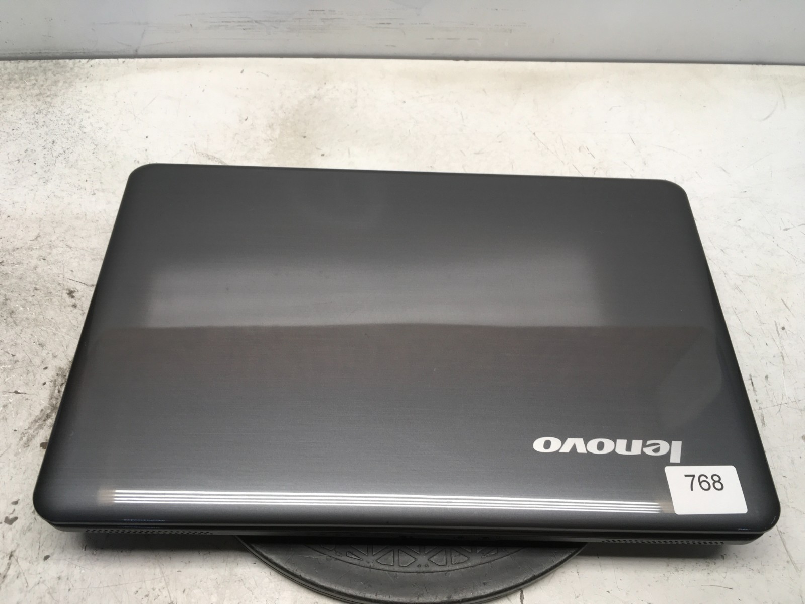 Lenovo G550 2958 Intel Pentium Dual-Core T4300 2.1GHz 3 GB NO HDD