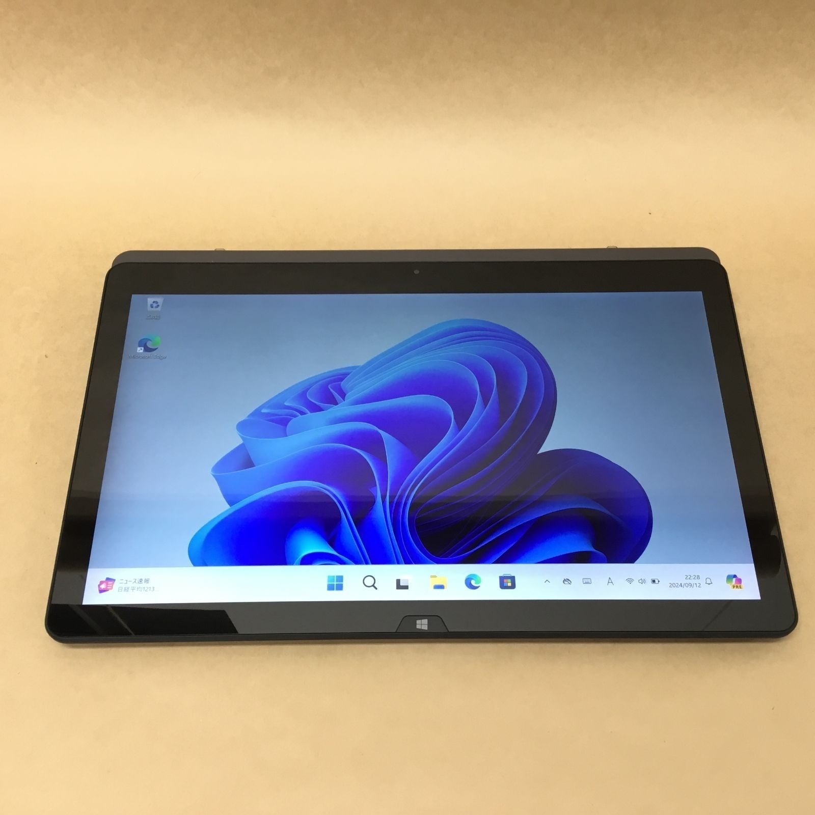 Sony VAIO VJZ13BA11N CI3 (6157U)-2.4GHZ 8GB SSD 128GB Tablet PC Used