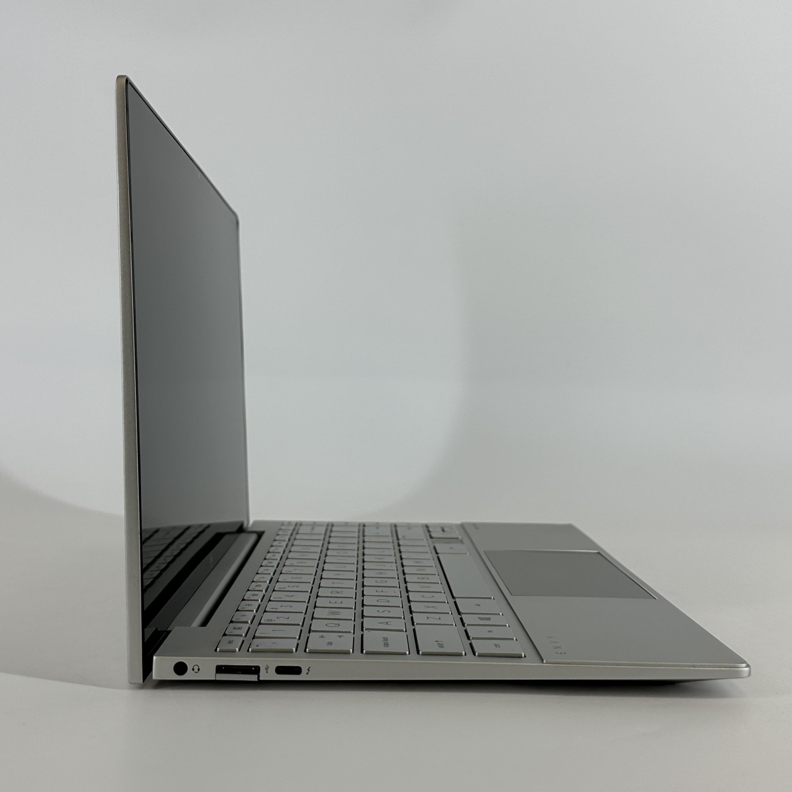 HP Envy 13 Silver FHD TOUCH i5-1135G7 2.40GHz 16GB 512GB SSD Good -LCD Bleed