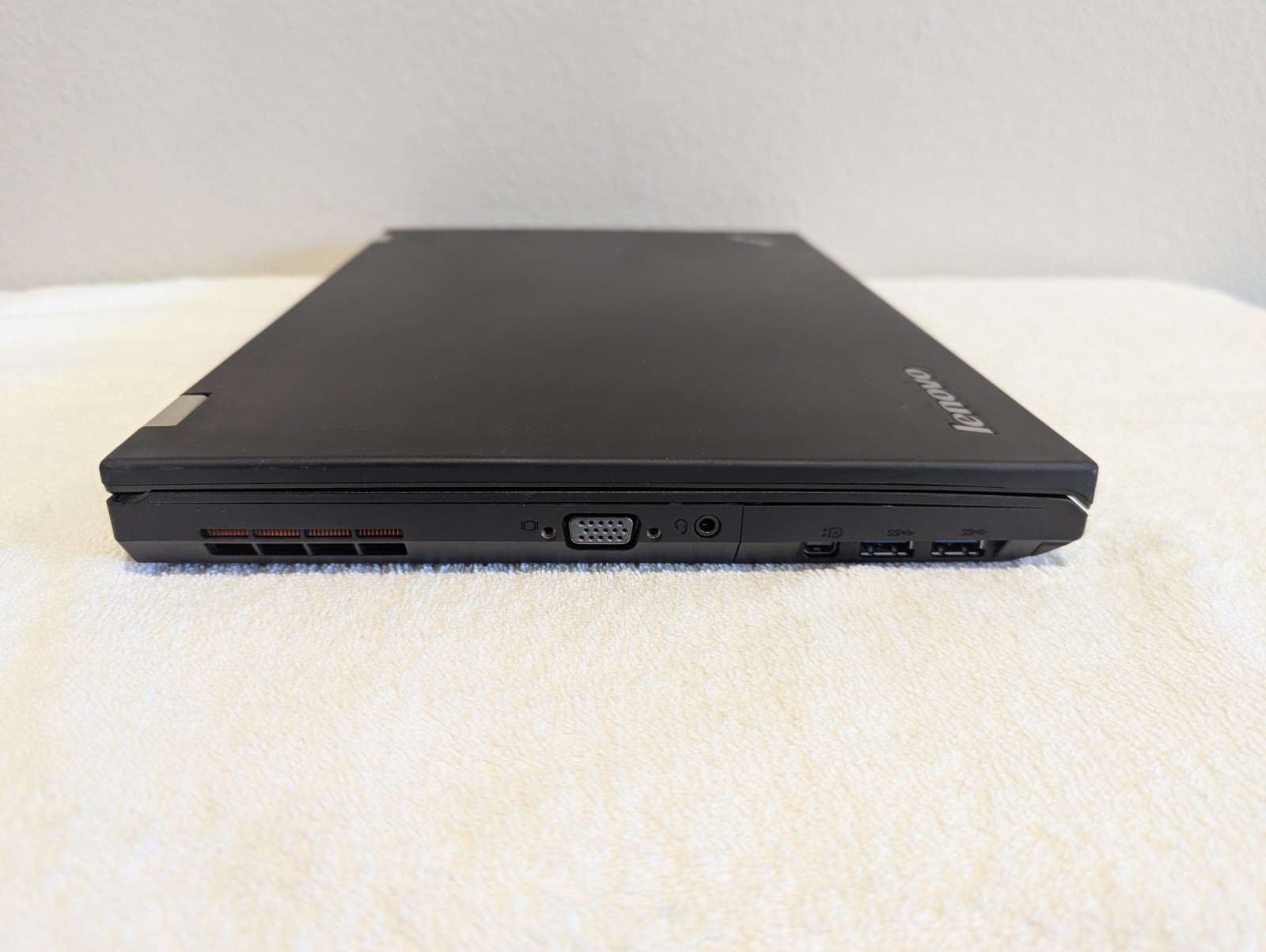 Thinkpad T430. 16gb Ram, 256gb SSD, 500gb HDD, Win10pro 98% Battery Health