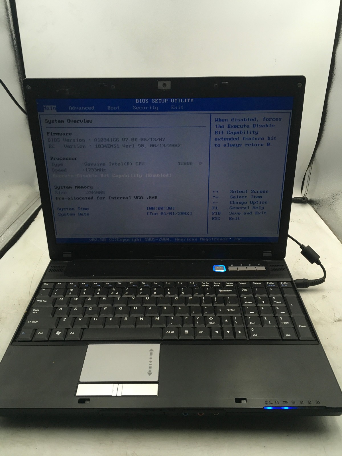 SPARTAN MS 10342B – BOOTS TO BIOS – INTEL PENTIUM T2000 – 2GB RAM – 15″-READ-BB