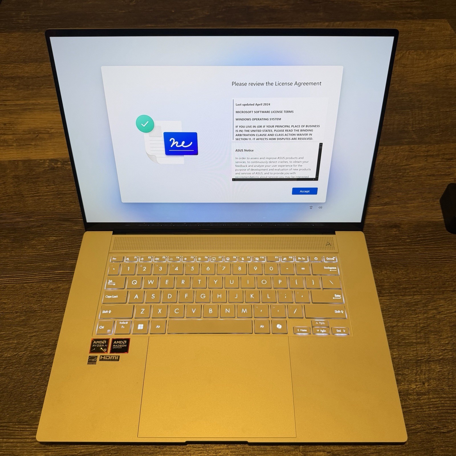 ASUS Zenbook S 16 16” 3K OLED Touchscreen 120Hz AMD Ryzen AI 9 365 24GB 1TB SSD