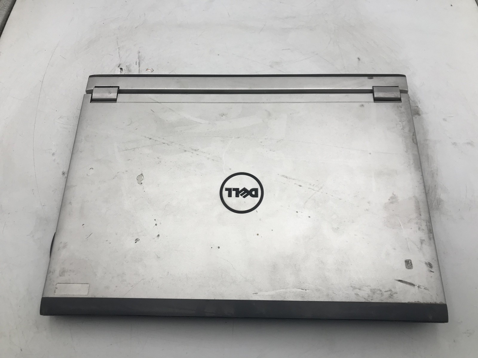 DELL LATITUDE 3330 – FOR PARTS/NO BOOT – INTEL I3 11TH GEN – NO RAM – READ – BB!