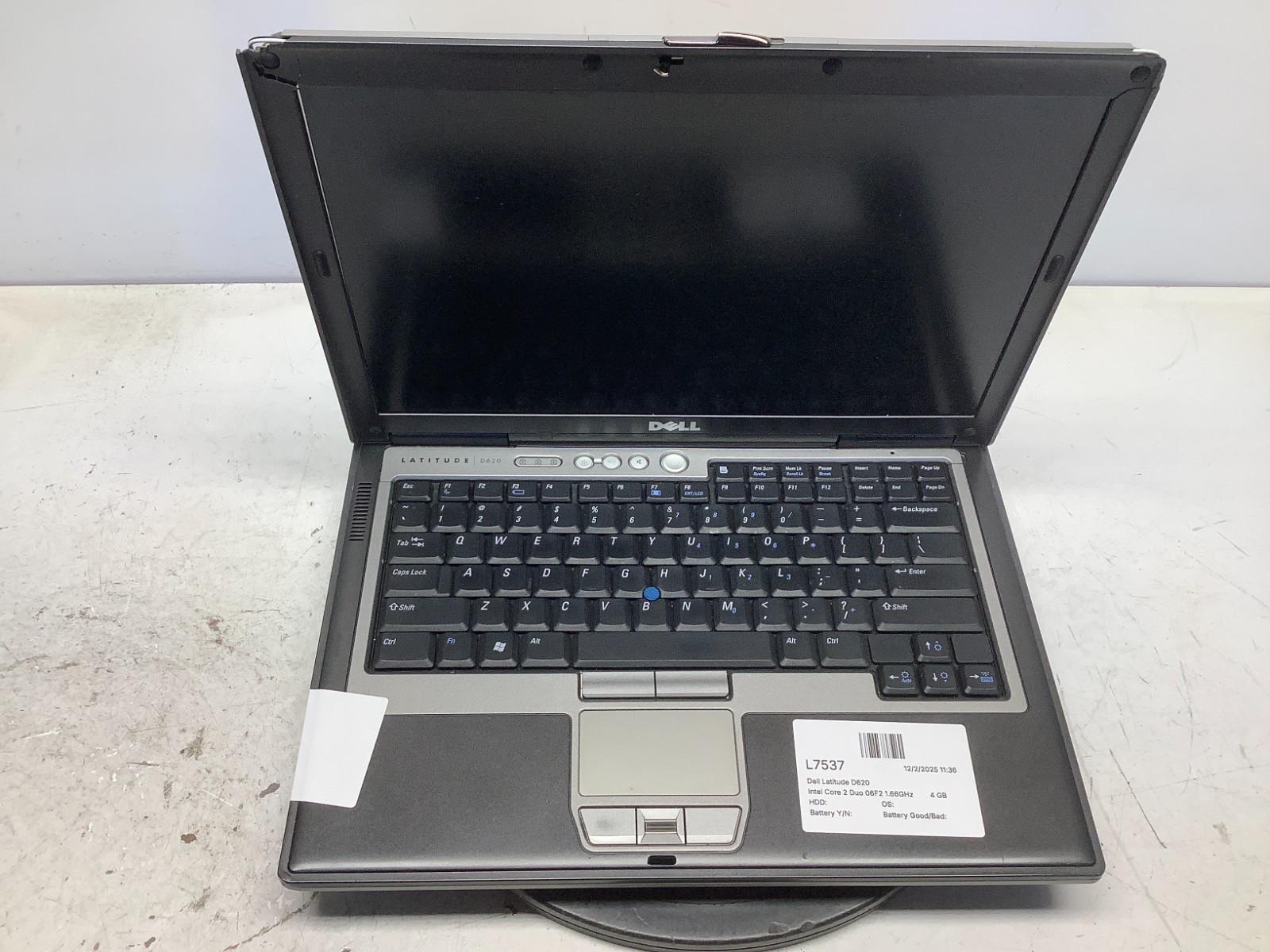 Dell Latitude D620 Intel Core 2 Duo 06F2 1.66GHz 4 GB 500 GB WIN XP NO BAT
