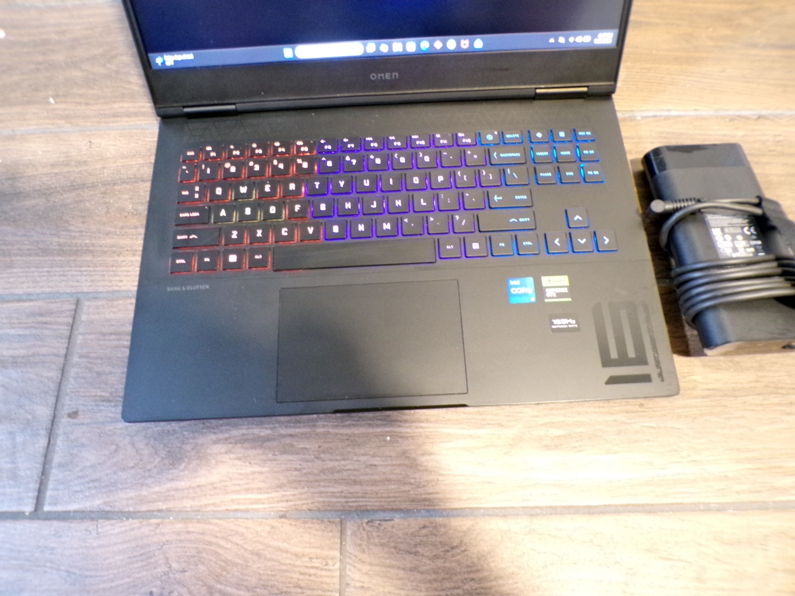 HP OMEN WD0073DX 16.1” 165Hz 165Hz LAPTOP i7-13620H 16GB 1TB SSD RTX 4060