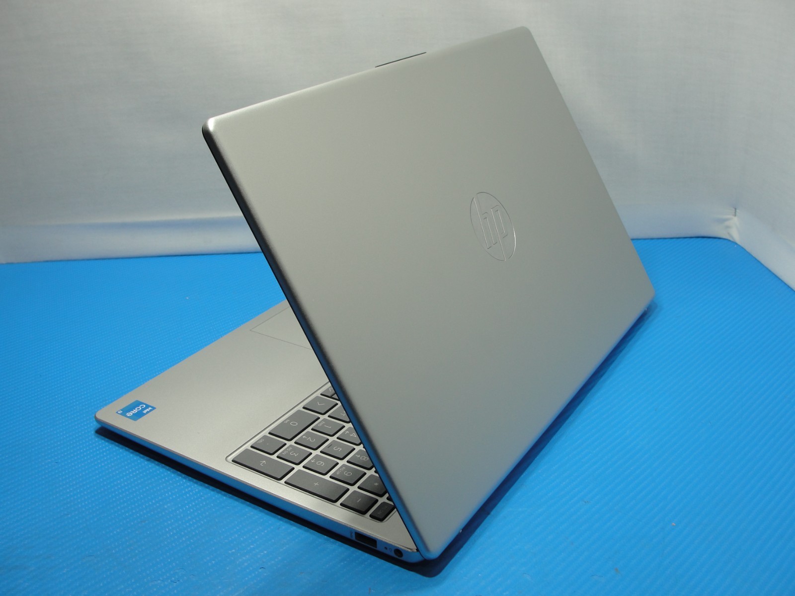 HP 15-FD0113DX 15.6″ HD Intel Core i3-N305 1.8GHz 8GB 128GB HDD W11 Home+Charger