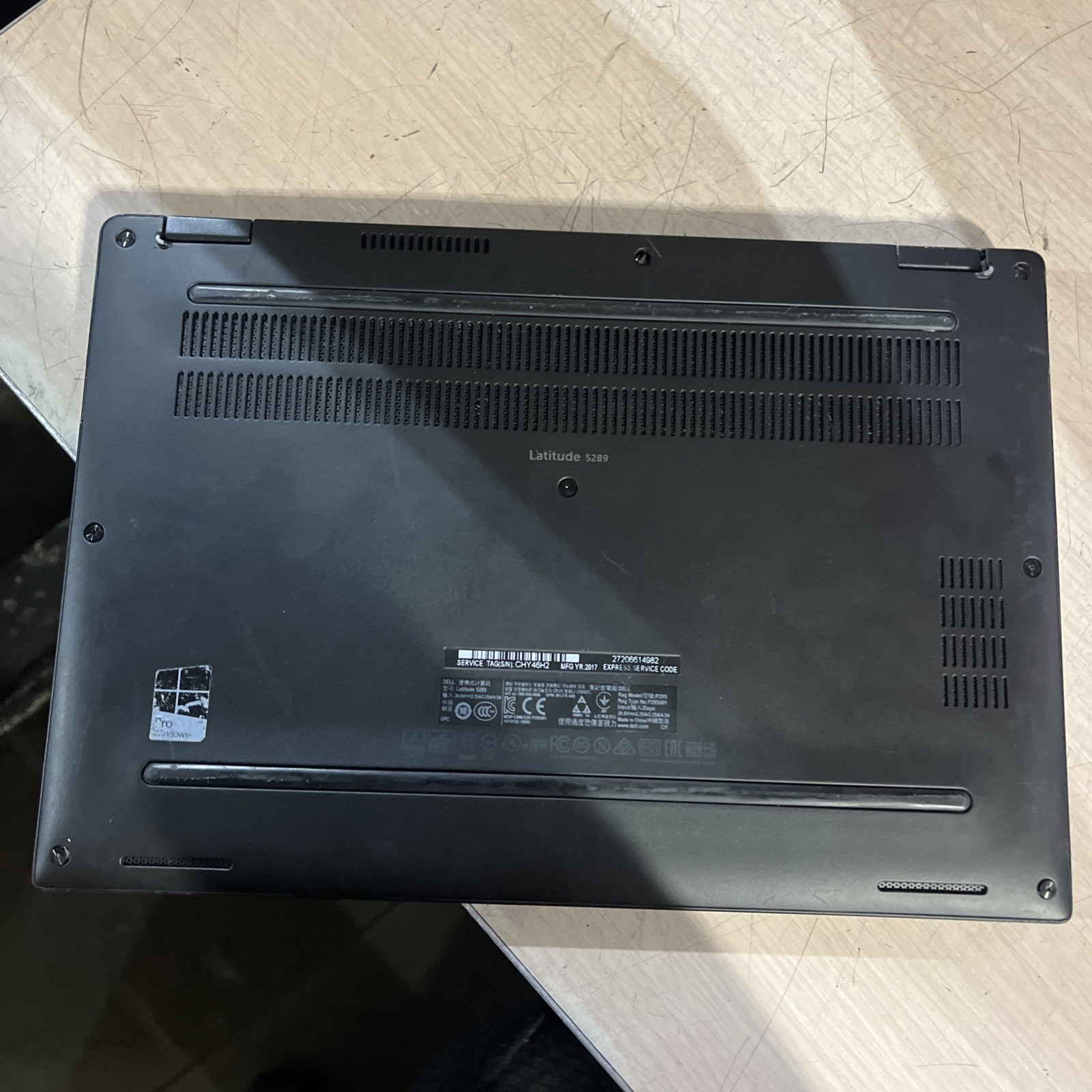 DELL LATITUDE 5289 INTEL CORE I5-7300U 2.60GHZ 8GB RAM NO HD