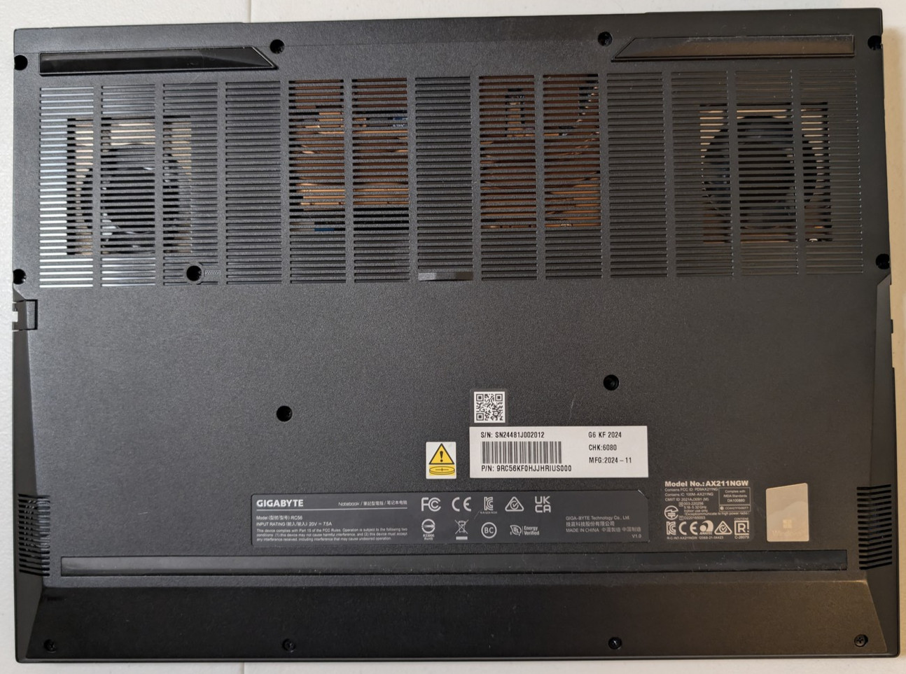 Gigabyte G6 KF WUXGA 165hz (Intel i7-13620H RTX 4060 8GB 32GB/1TB) Gaming Laptop