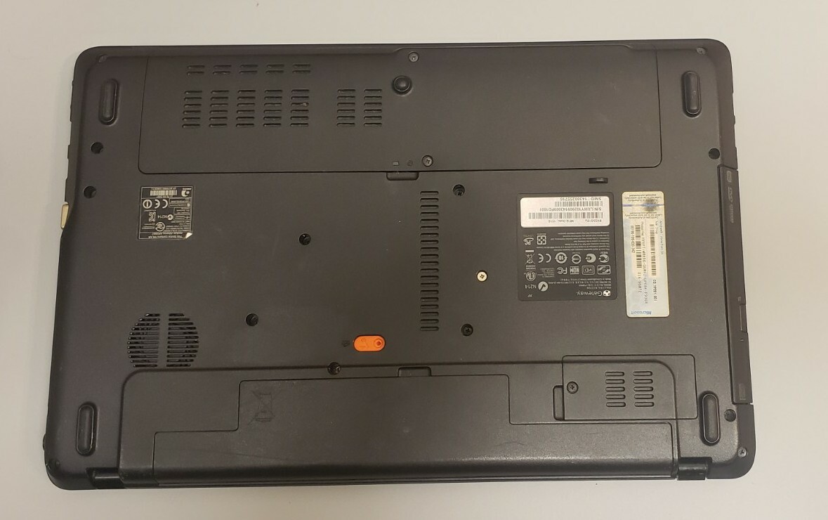 GATEWAY NV55517u 1.9GHz AMD A4-3300M HD GRAPHICS 3GB RAM 320GB HDD WIFI LINUX