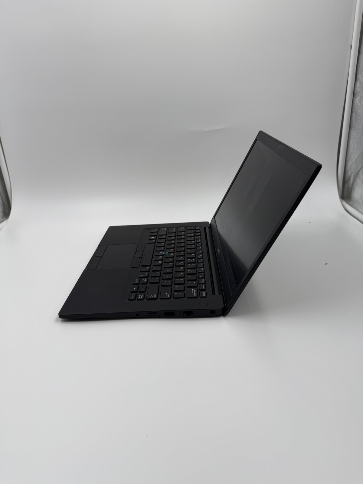 Dell Latitude 7490 i7 8th Gen 12 GB 512 SSD w/MS Office 2024