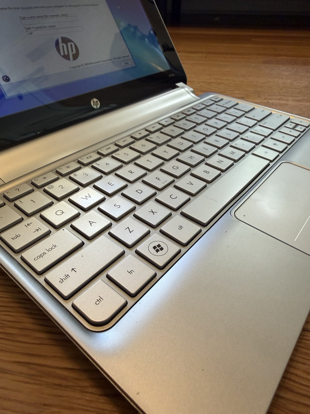 HP Mini 210-2000 / 1GB Ram / Intel Atom 1.66 GHz Blue