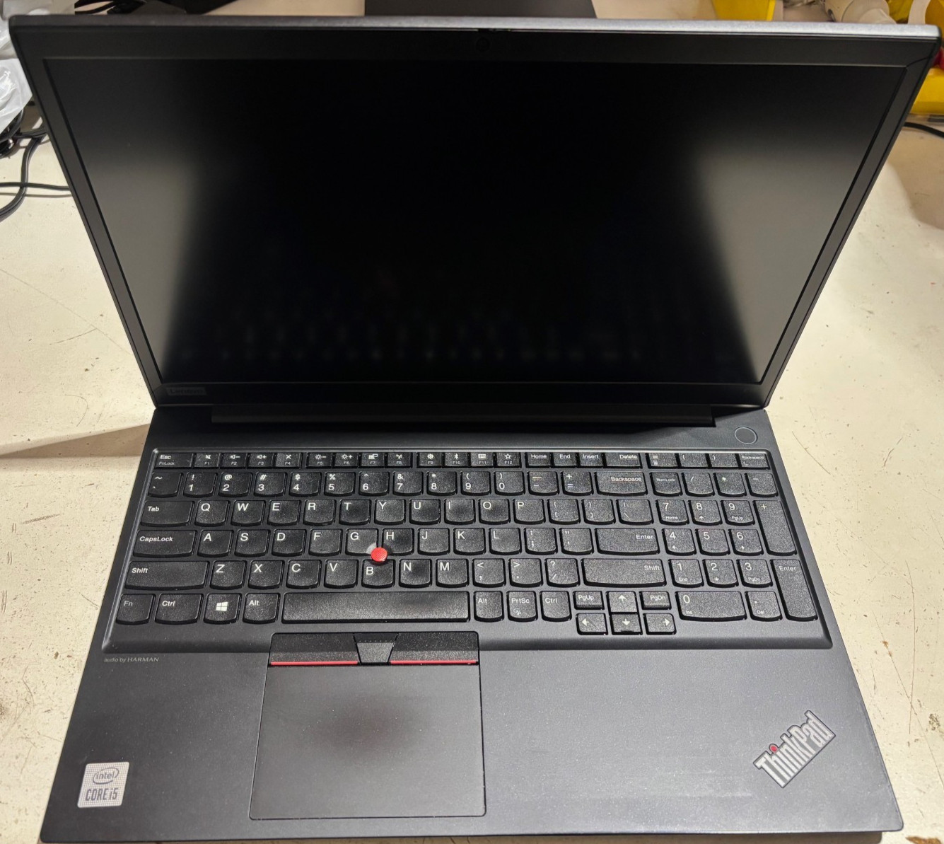 Lenovo ThinkPad E15 15.6″ Intel i5-10210U 8GB DDR4 256GB SSD Windows 11 Pro
