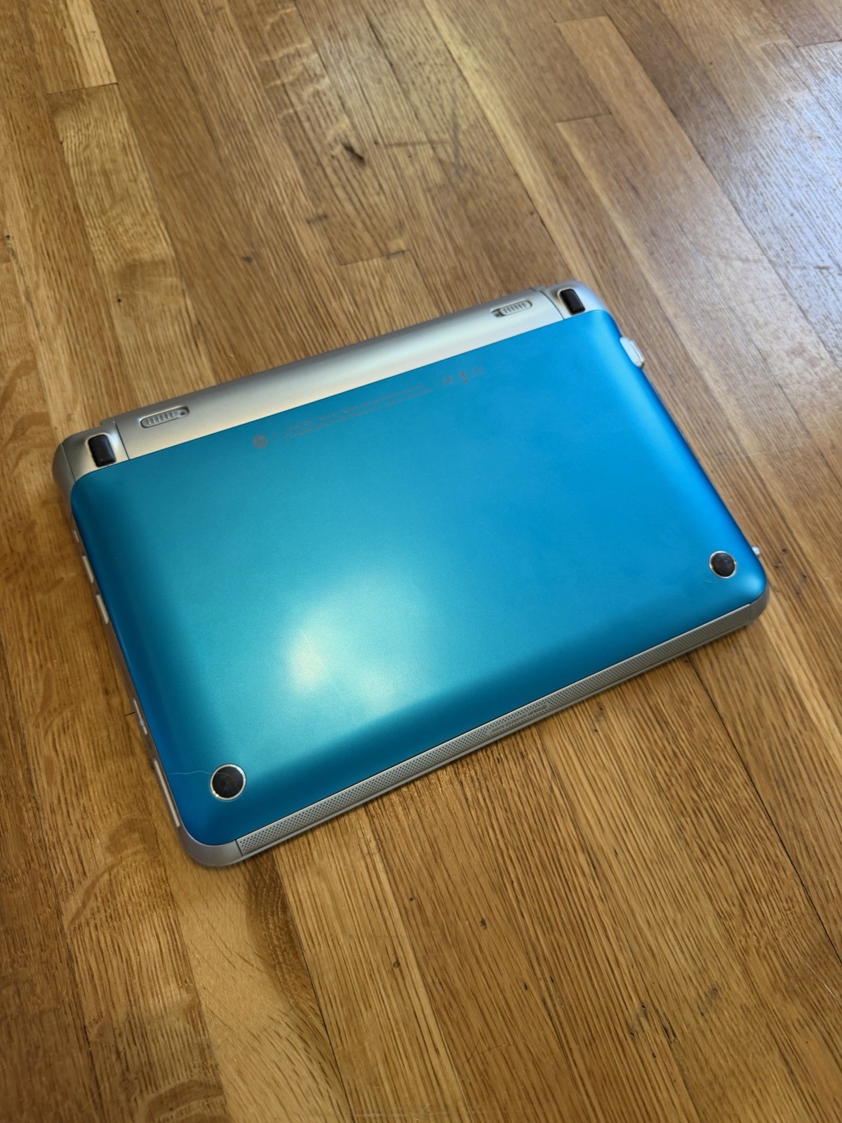 HP Mini 210-2000 / 1GB Ram / Intel Atom 1.66 GHz Blue