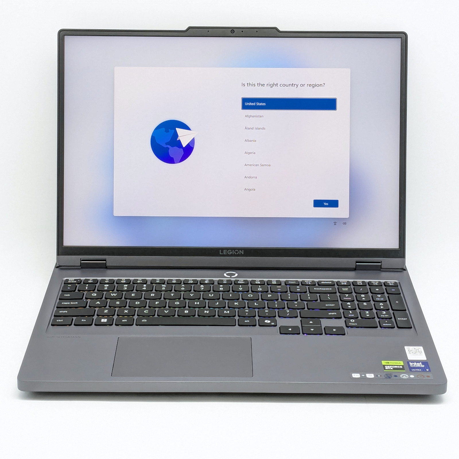 Lenovo Legion 5 16IAX10 16″ Ultra 9 275HX 64GB DDR5 1TB SSD RTX 5060 Windows 11H