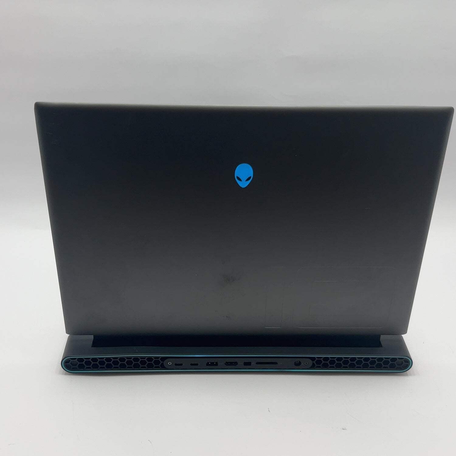 Alienware M18 R2 18″ i9-14900HX 2.2GHz 32GB RAM 4TB SSD GeForce RTX 4080