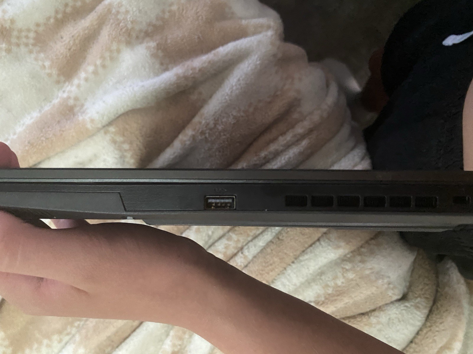 ASUS TUF A15 15.6” 140hz Gaming Laptop Ryzen 7 6000H RTX 3050 8GB DDR5 4800Mhz