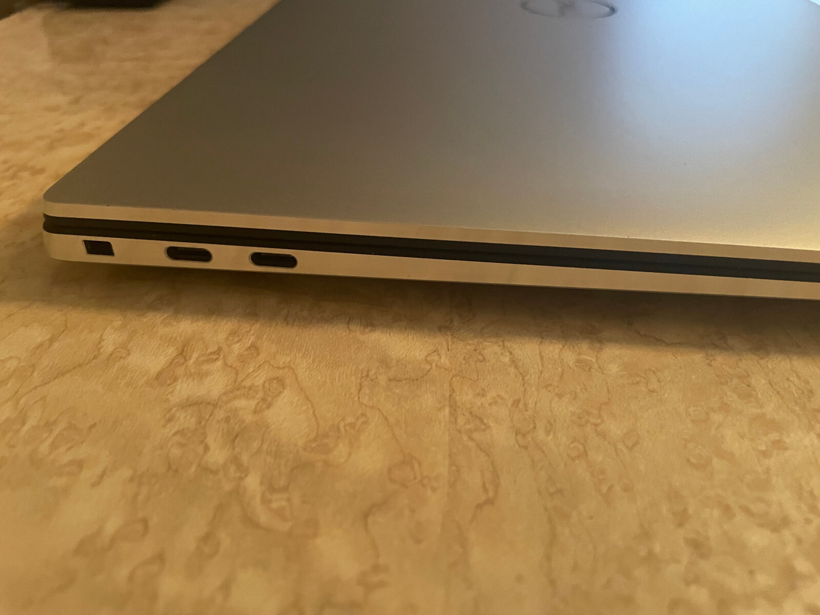 Dell XPS 15 9500 Intel Core i7 10750H 2.60 GHz 16GB RAM 512GB NVME 1650 Ti 4GB