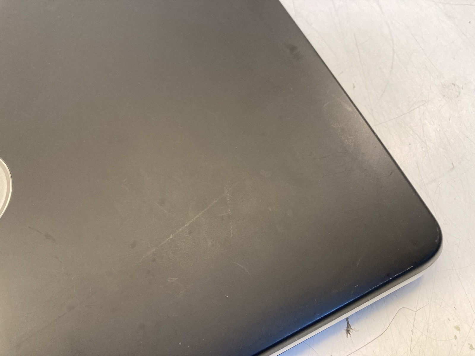 DELL Inspiron 1525 Intel Celeron 1.86GHz | 2GB RAM | NO HDD/OS – Boots to Bios