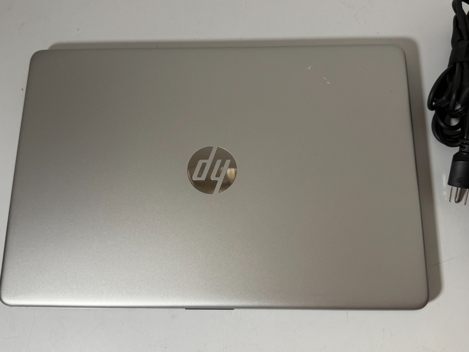 HP Laptop 11th Gen Core i5-1135G7 16GB RAM 512GB NVMe Win11H w/AC Adapter