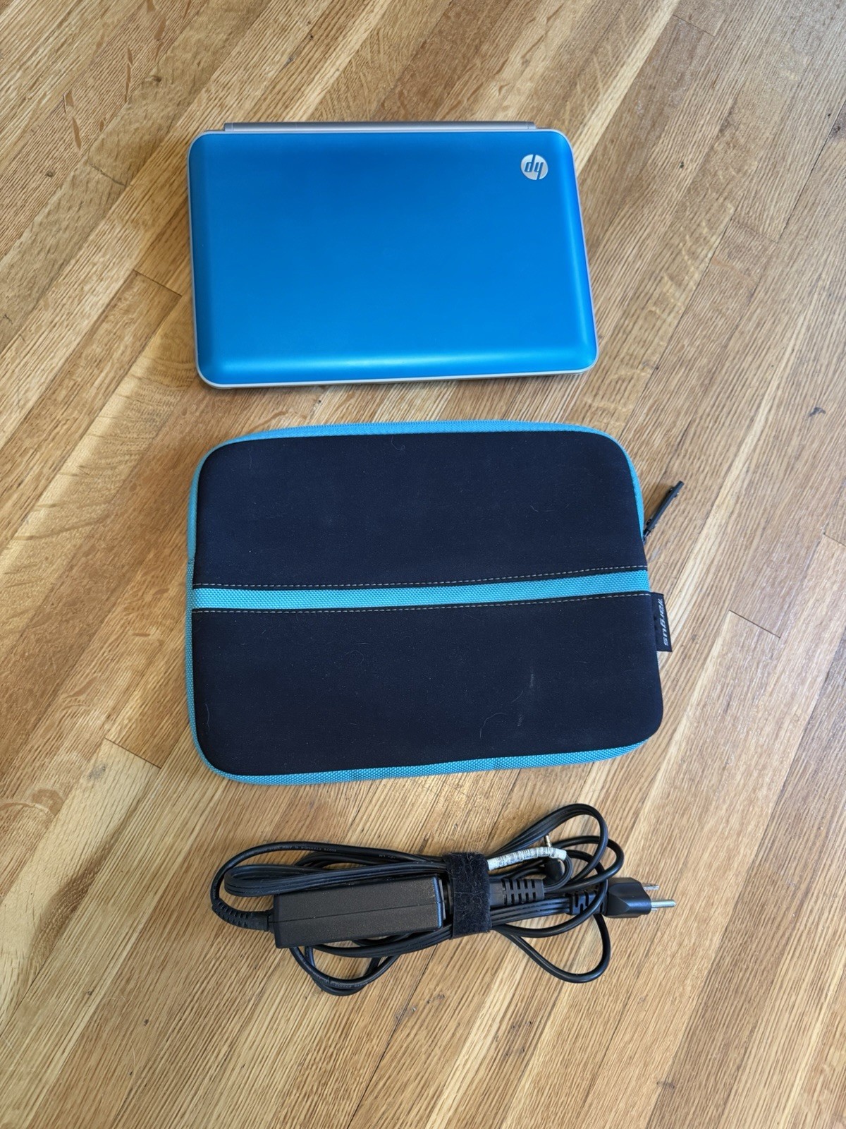 HP Mini 210-2000 / 1GB Ram / Intel Atom 1.66 GHz Blue