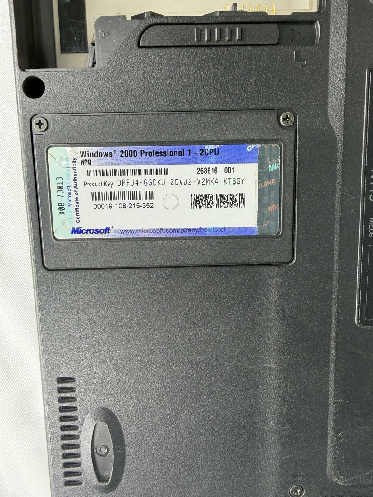 Compaq Evo N610c Vintage Laptop / No Adapter