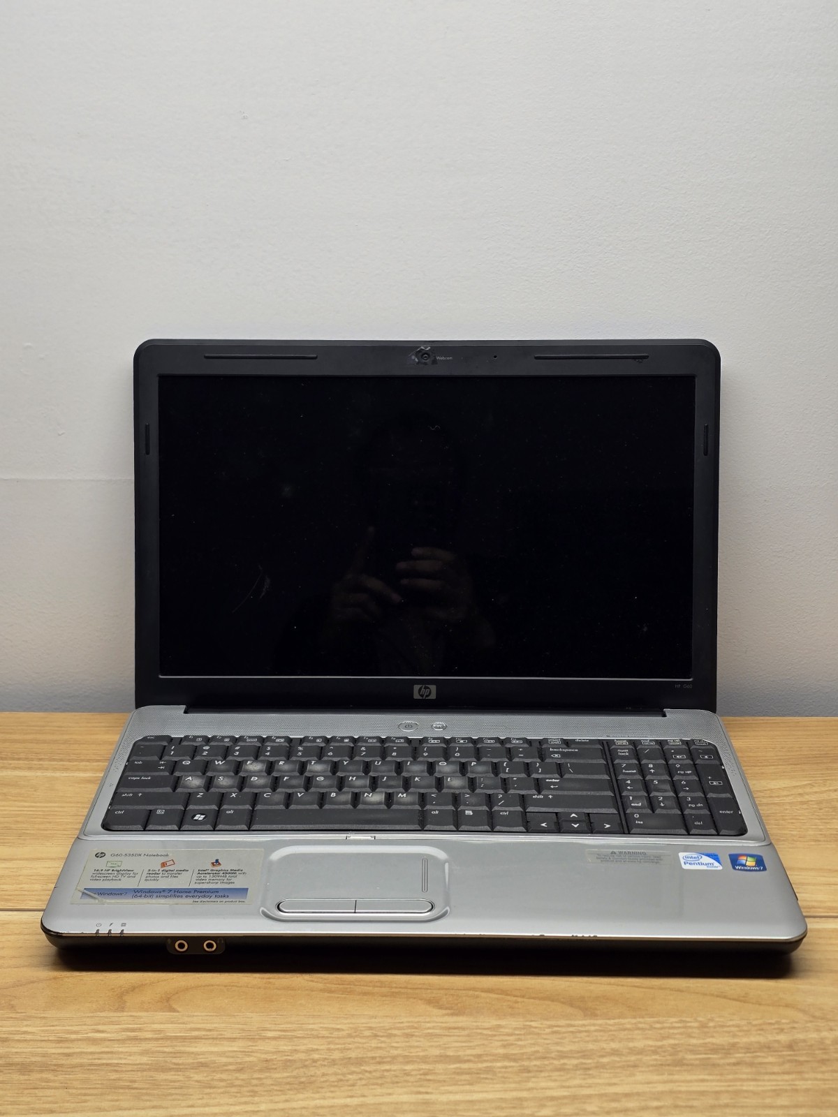HP G60-535DX Intel Pentium Dual-Core T4300 2.1GHz 3 GB With WIN 7