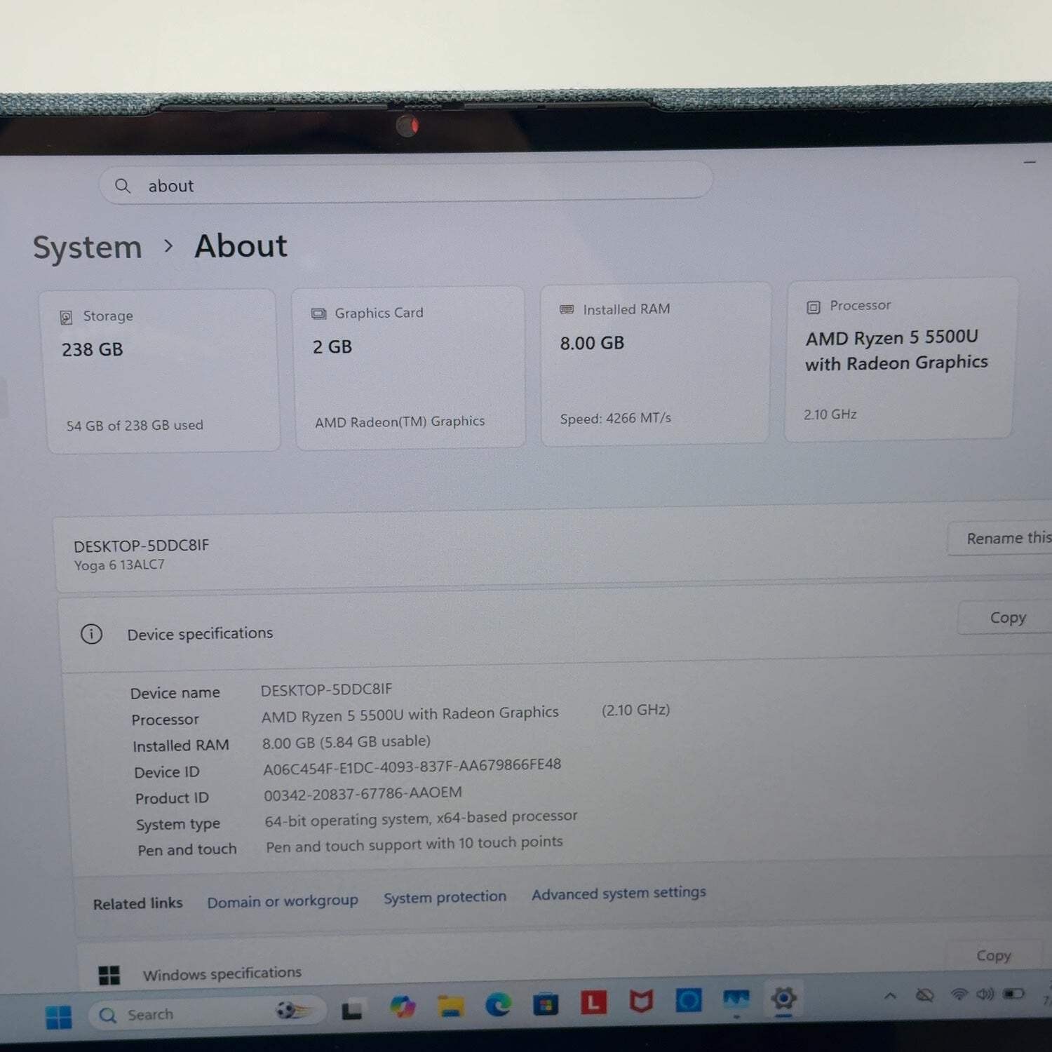 Lenovo Yoga 6 2-in-1 82UD0002US 13.3″ Ryzen 5 5500U 2.1GHz 8GB RAM 256GB SSD