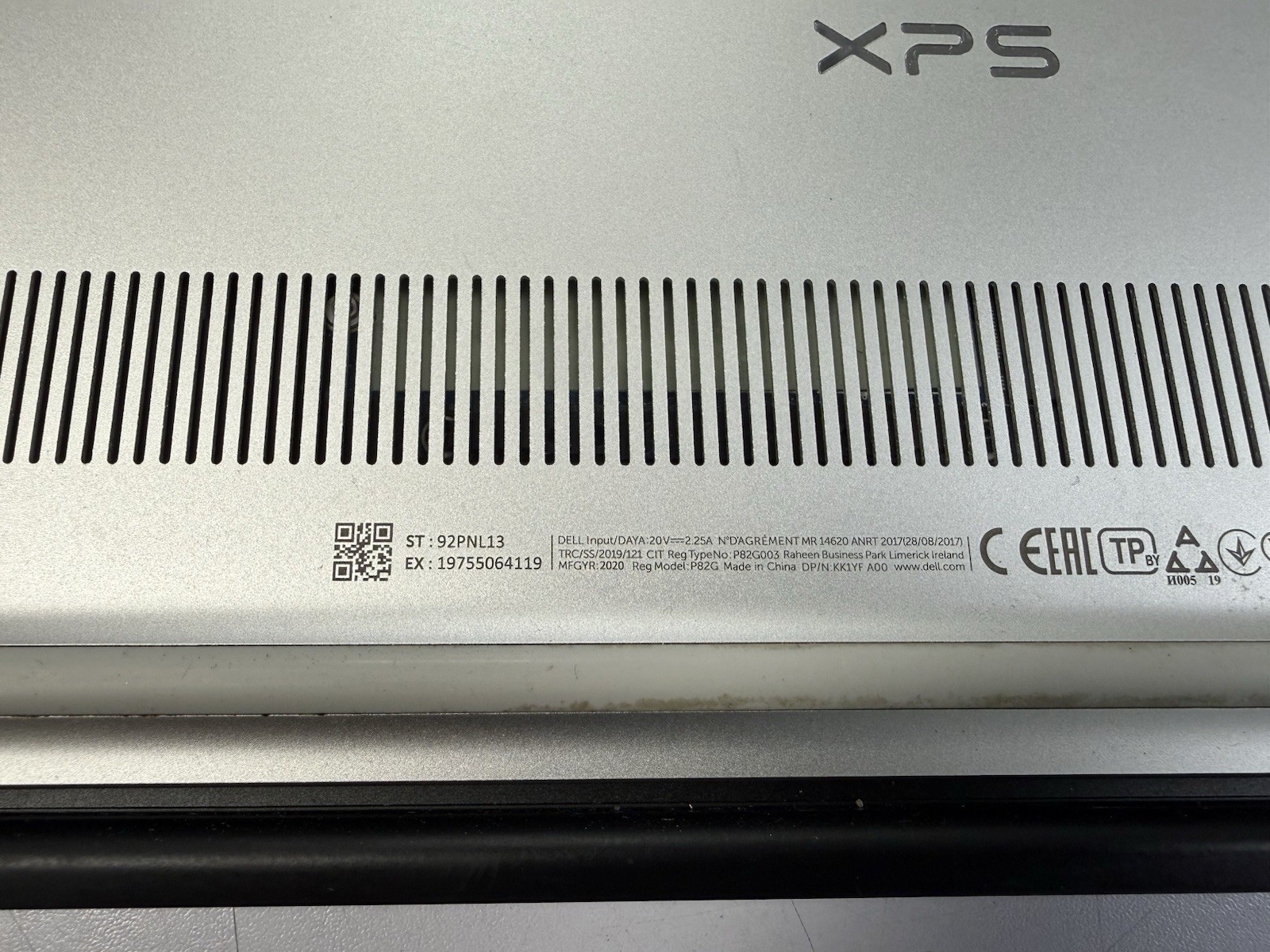 Dell XPS 13 7390 13.3″ i7-10710U 1.1GHz 16GB RAM ( NO POWER, NO SSD)