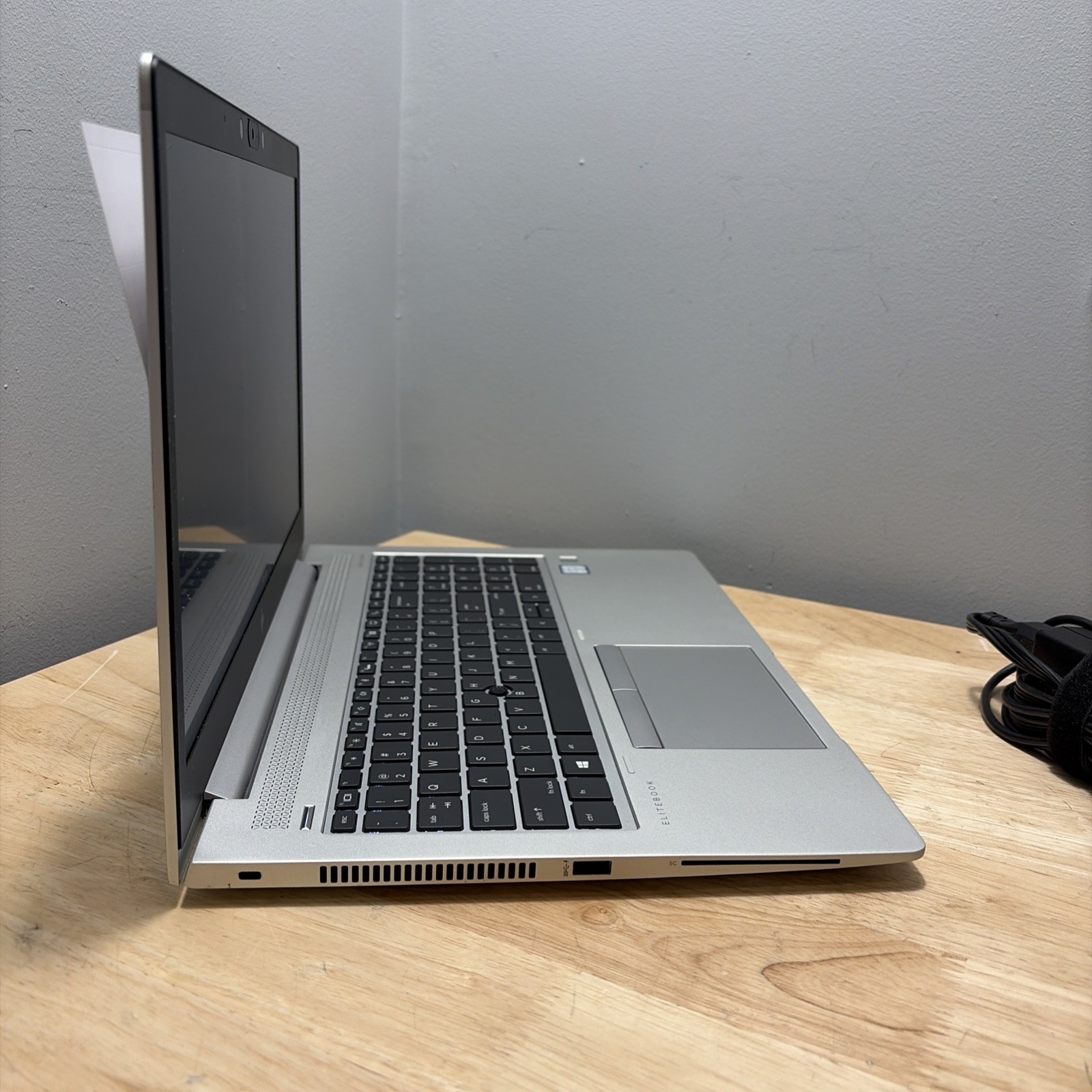 HP EliteBook 850 G6 CORE I7-8665u 1.90GHZ 8GB 256GB SSD WCAM WIFI W11 & CORD