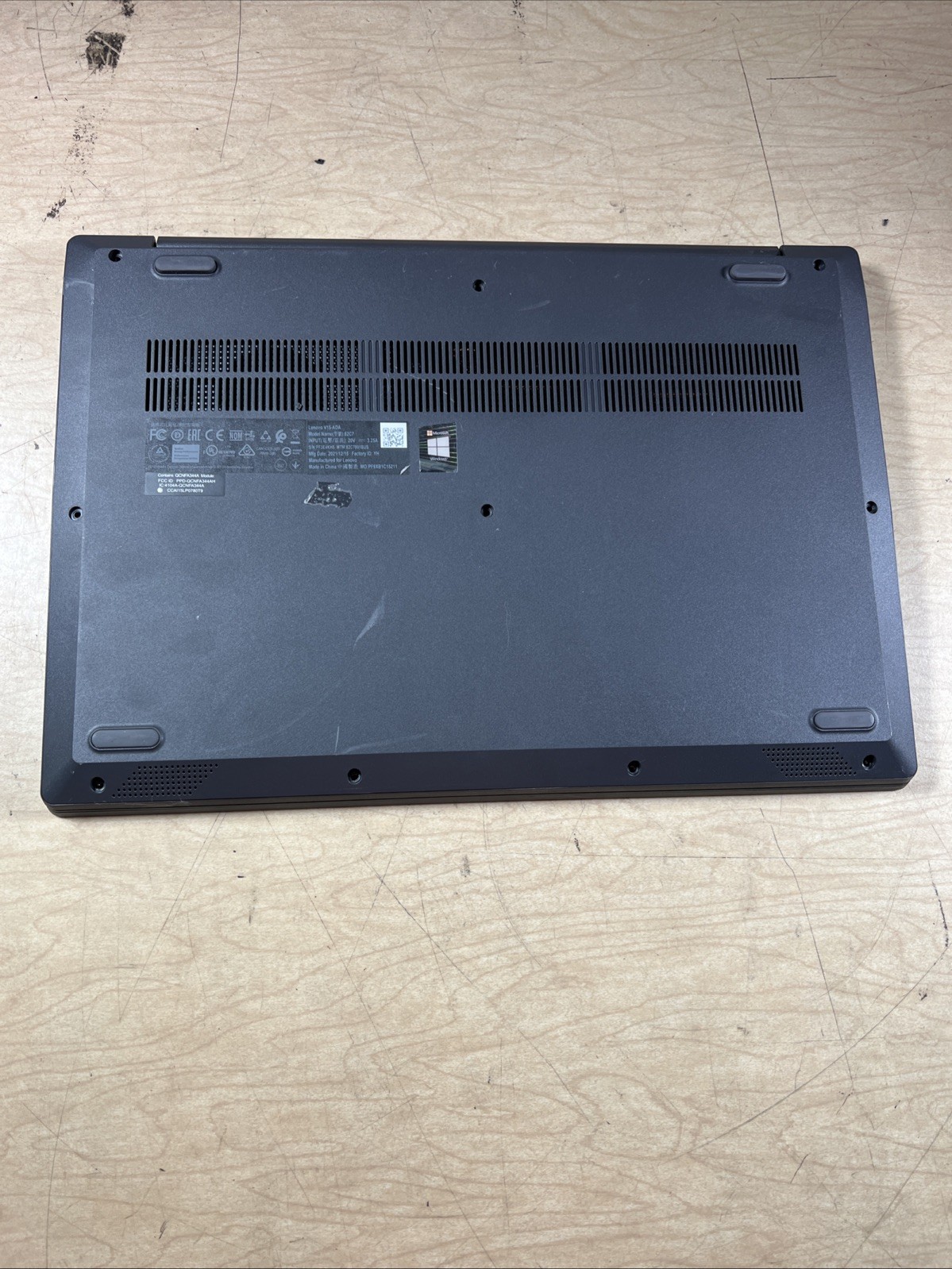 LENOVO V15-ADA AMD ATHLON GOLD 3150U 8GB RAM **NO HD/ NO CADDIE/ NO OS