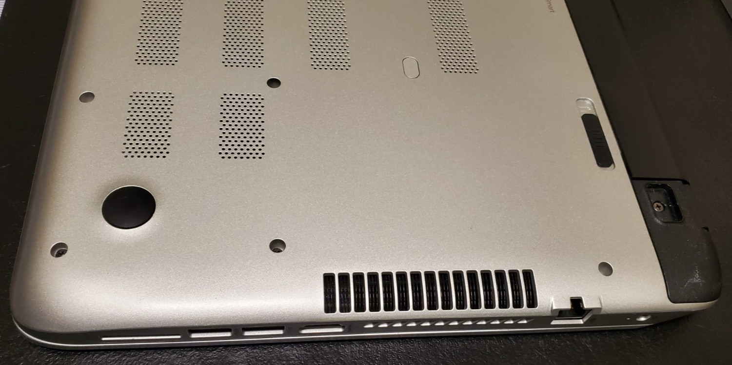 HP Pavilion 15-p066us Intel i3-4030U, 1.90GHz 6GB 128GB SSD Windows 10 W/Charger