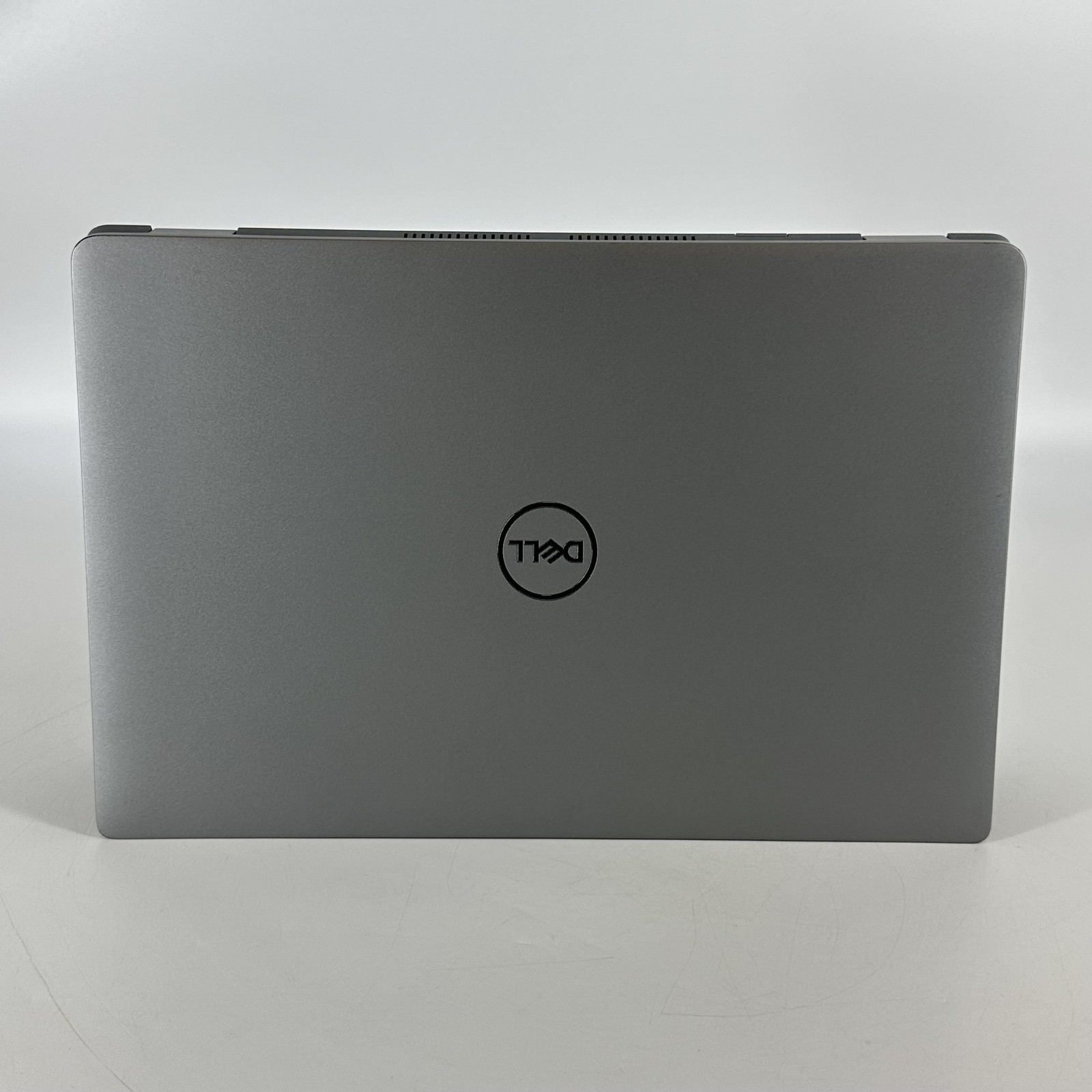 Dell Latitude 5430 14 Gray FHD 1.7 GHz i7-1255U 16GB RAM 256GB SSD Very Good