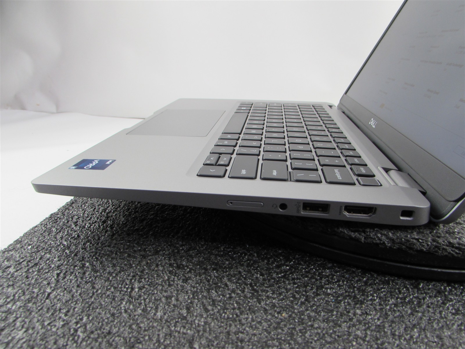 DELL LATITUDE 5330 FHD TOUCHSCREEN I5-1245U 10 CORE 512GB SSD 16GB RAM NO O.S