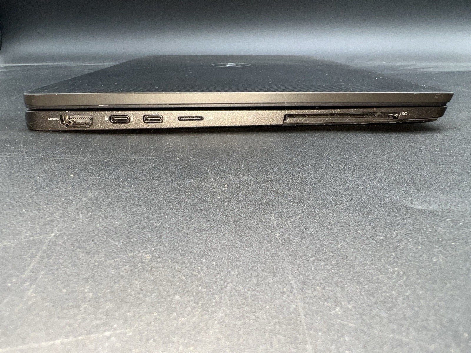 Dell Latitude 7410 Laptop Intel i7-10610U 1.80 GHz 16 GB RAM 256 GB NVMe Win11P