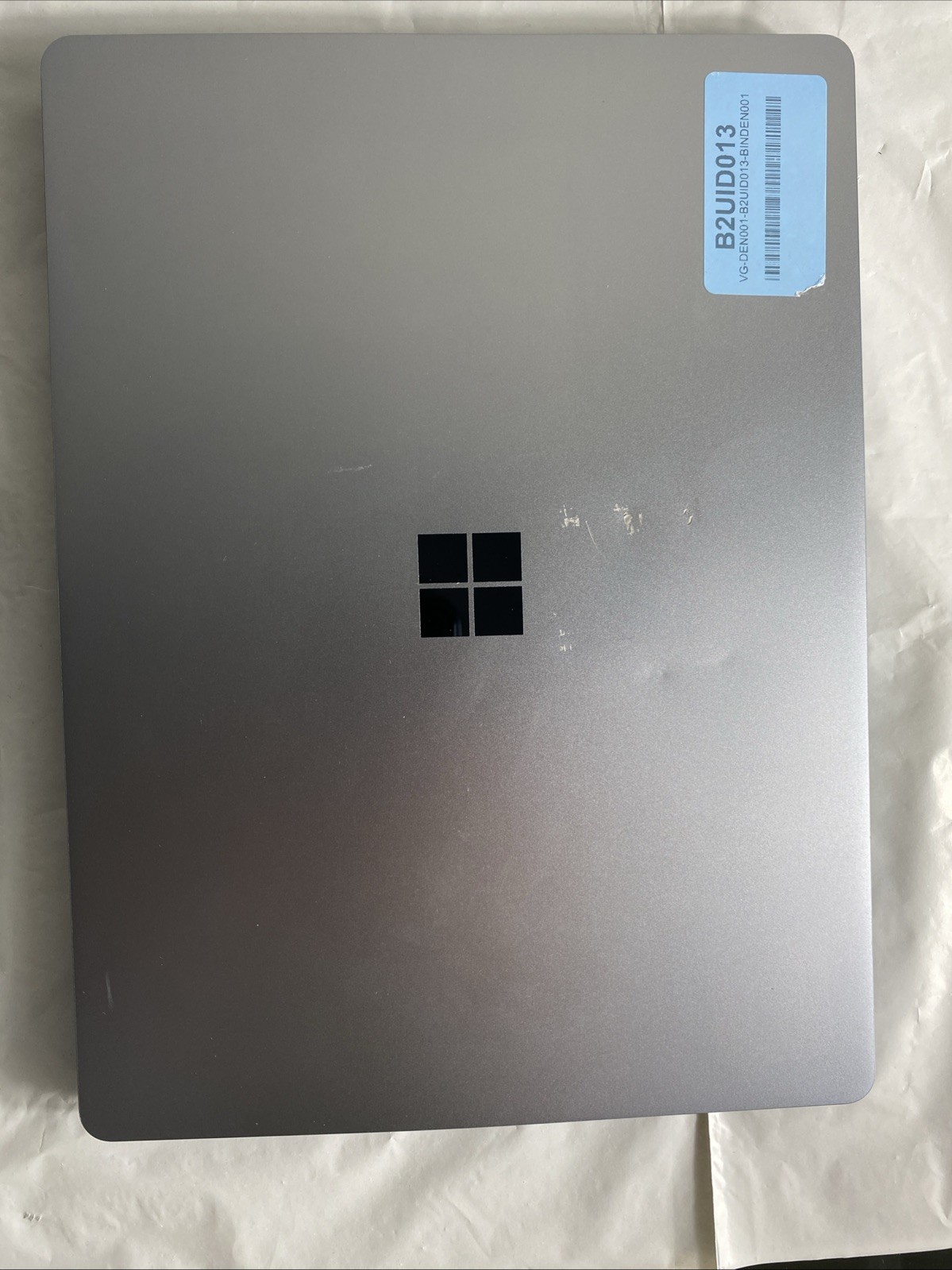 Microsoft Laptop Go Model 1943/Core i5-1035G1/8GB RAM/128GB