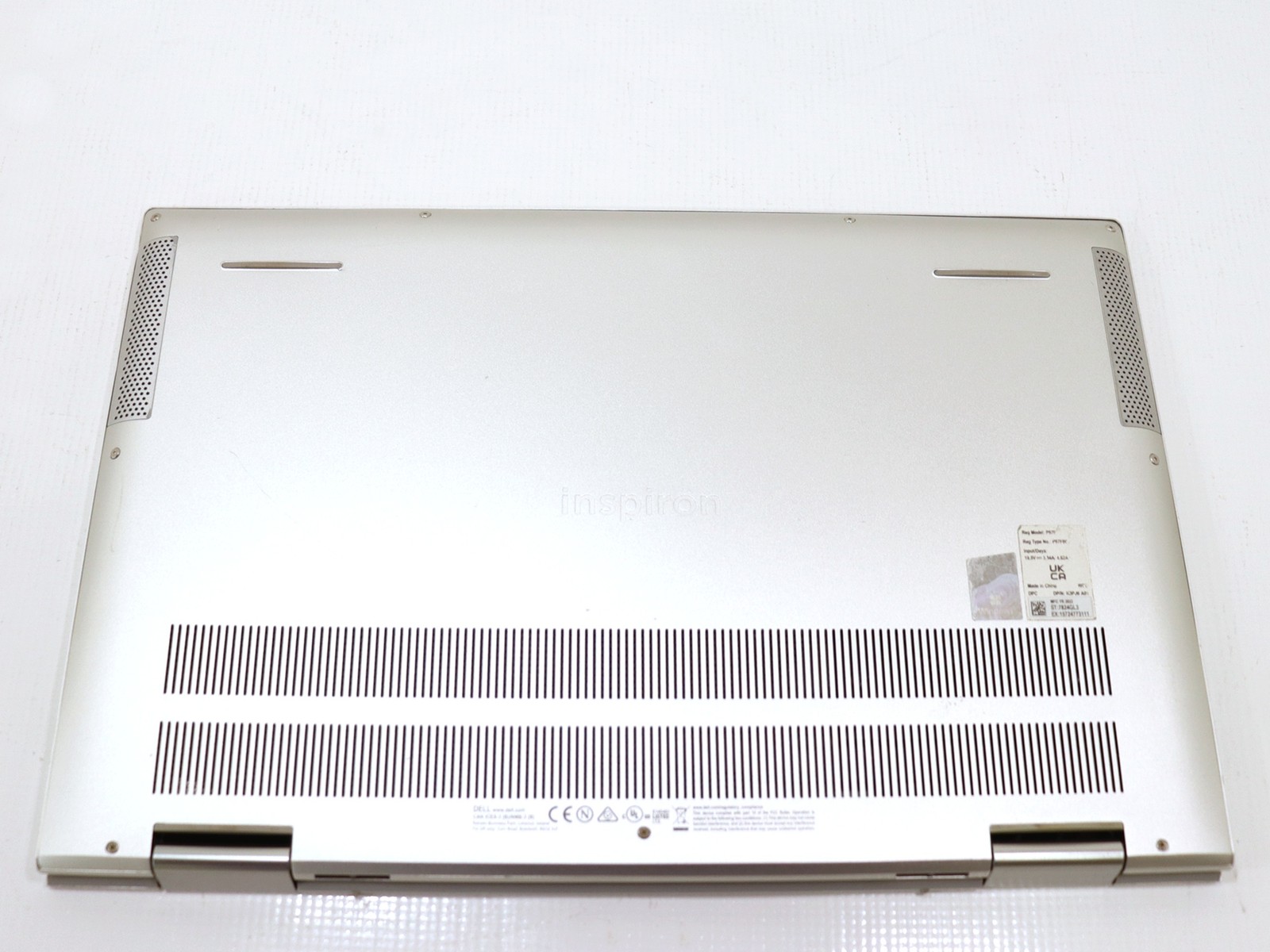 Dell Inspiron 7506 2-in-1 Touch 15.6″ i5-1135G7 8GB 256GB NVMe Win 11 Pro