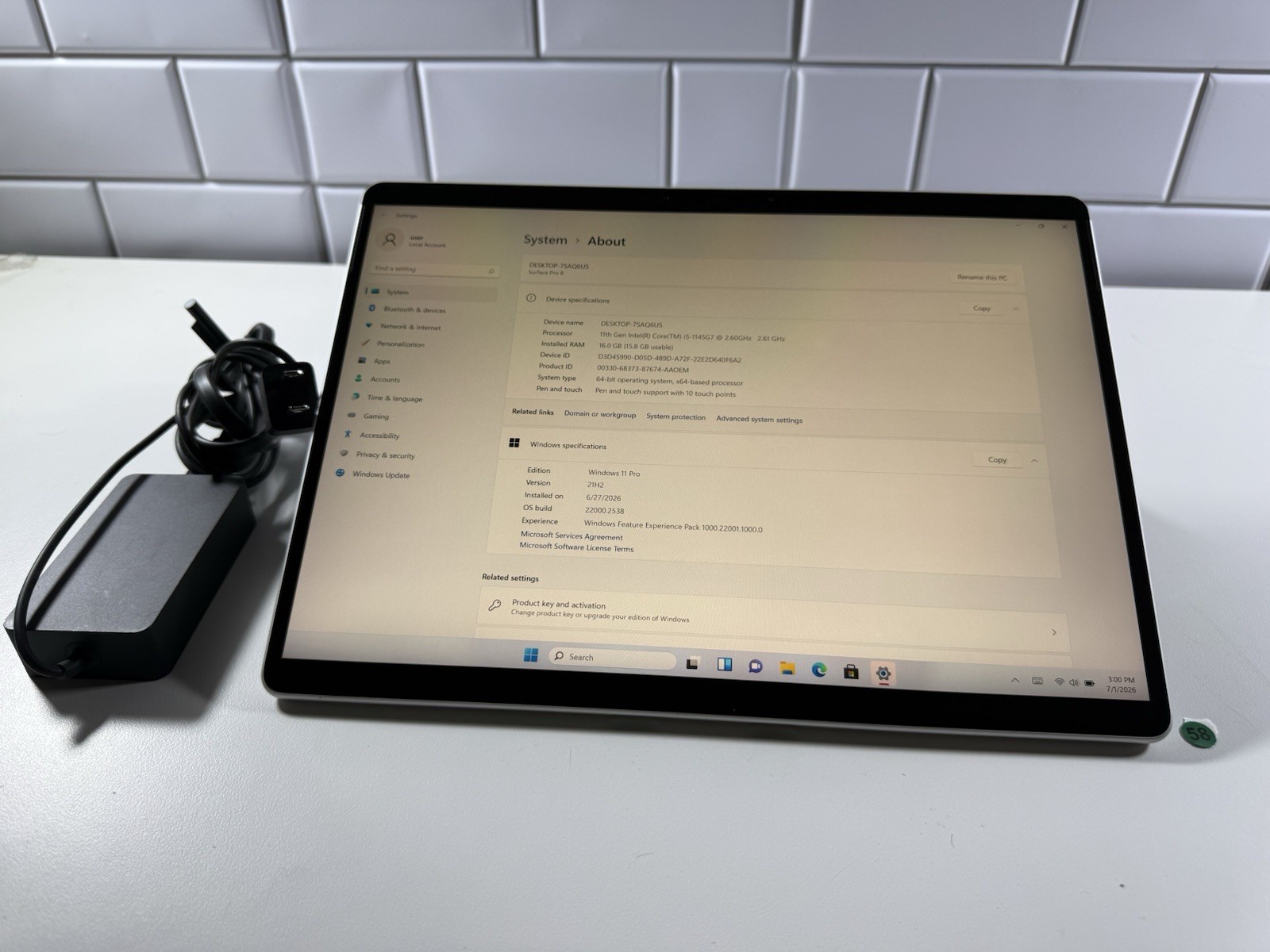 Microsoft Surface Pro 8 (1982) i5-1145G7 – 16GB RAM – 256GB 120Hz – Win 11 Pro