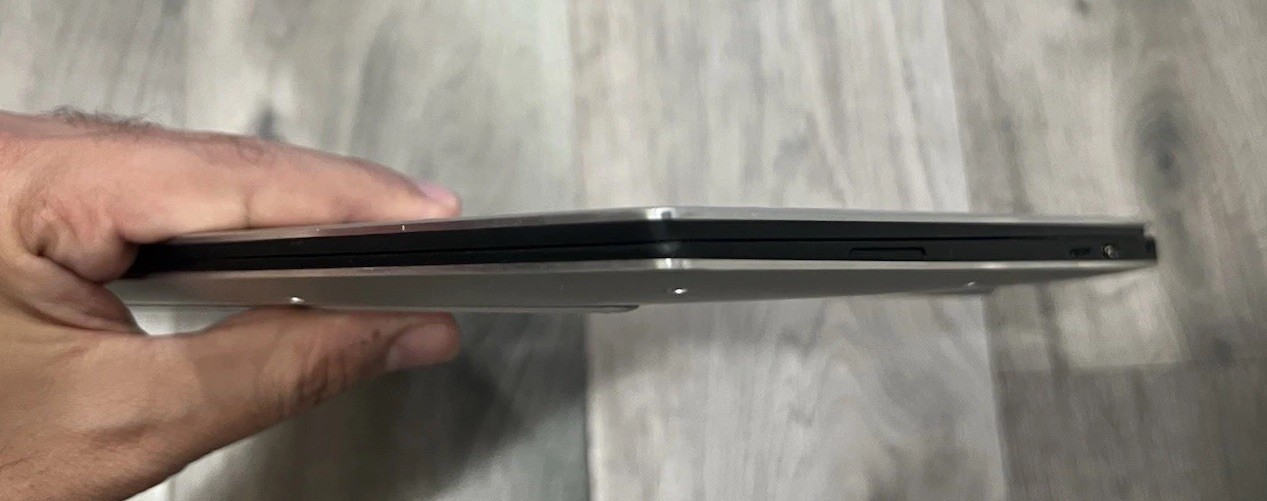 Dell XPS 13 7390 13” Laptop i3 10th Gen CPU 4G RAM 120G SSD Win 11 PRO + AC