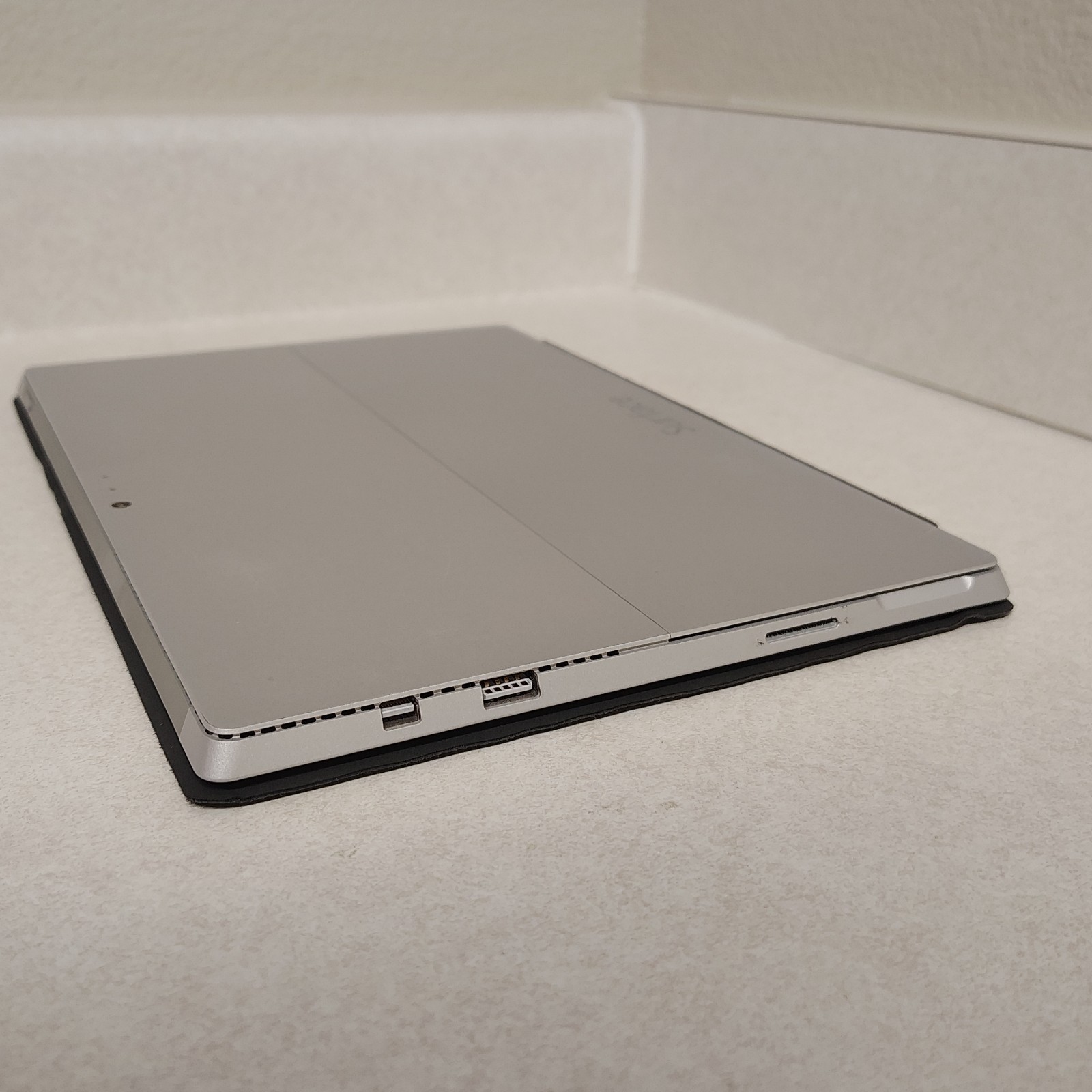Microsoft Surface Pro 3 Touchscreen Linux Mint Laptop Tablet 128GB SSD 1440p i5